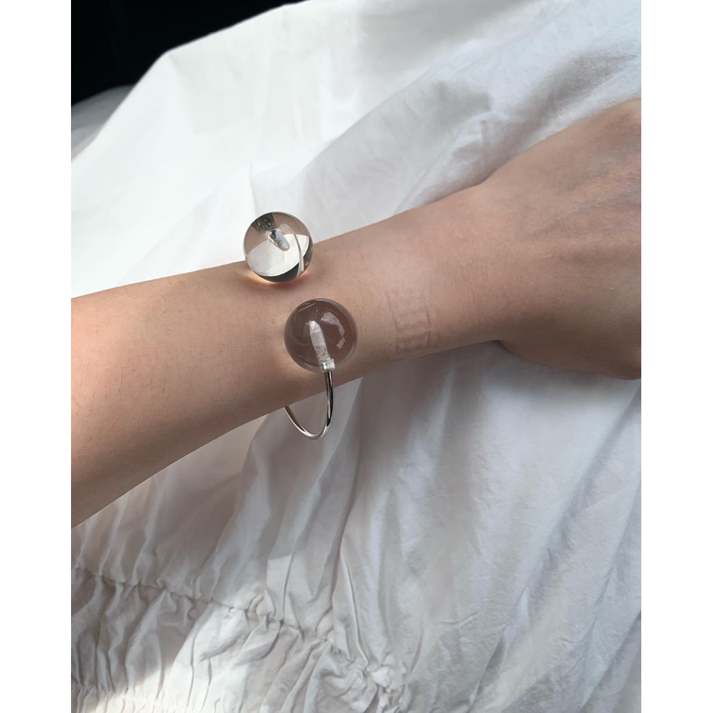 กำไลคริสตัล HER OBJECTIVE_HER CARMEN CUFF/BRACELET