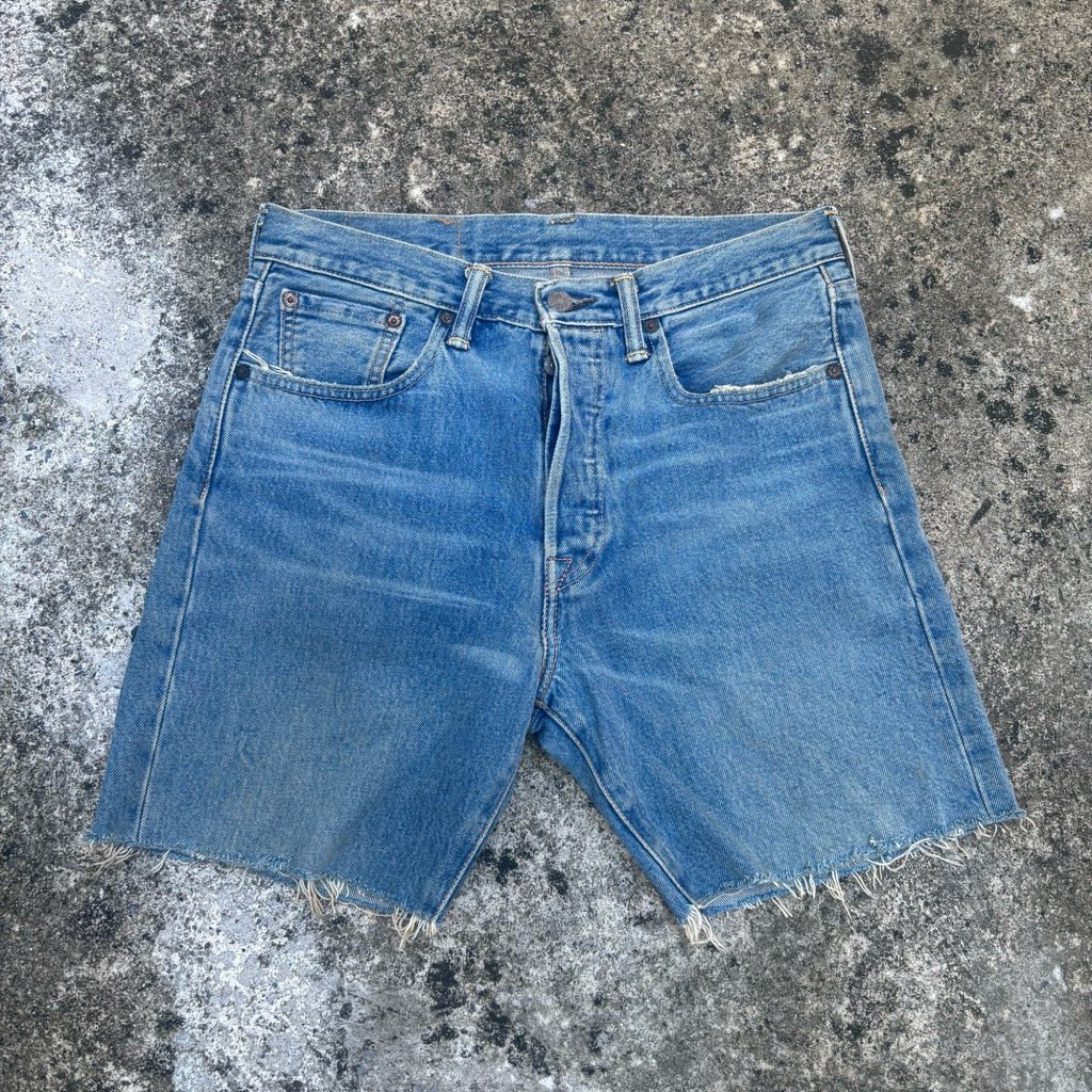 Levi’s 501 CT ตัดขาสั้น