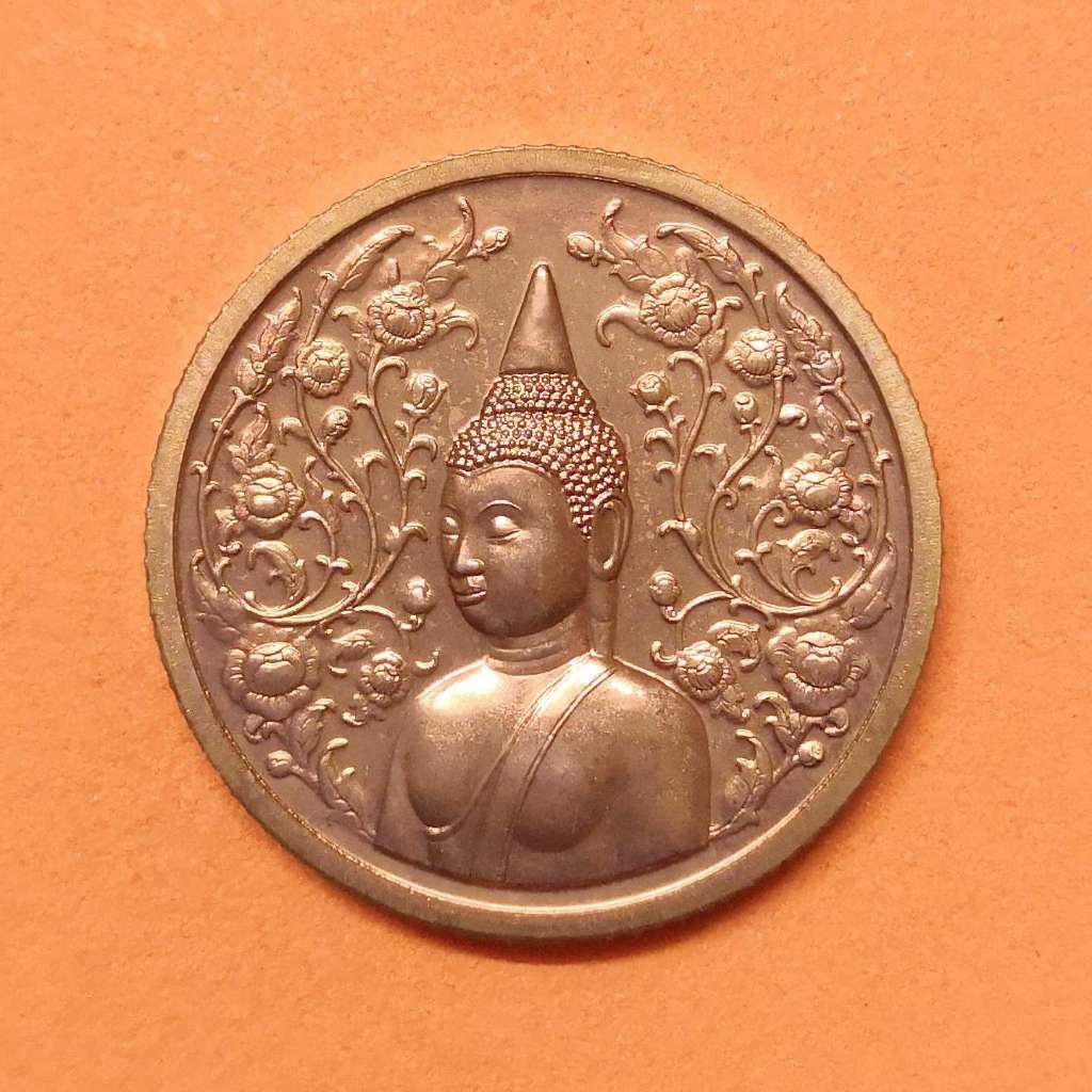 เหรียญ หลวงพ่อโสธร รุ่นสร้างพระอุโบสถ ปี 2545 วัดโสธร วรารามวรวิหาร ฉะเชิงเทรา เนื้อทองแดง ขนาด 2.5 