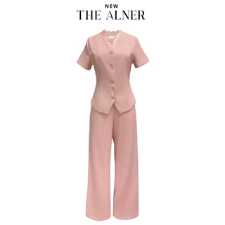 Thealner-AN179 (เซตเสื้อคอวีแต่งลูกไม้แขนสั้นกางเกงขายาว)