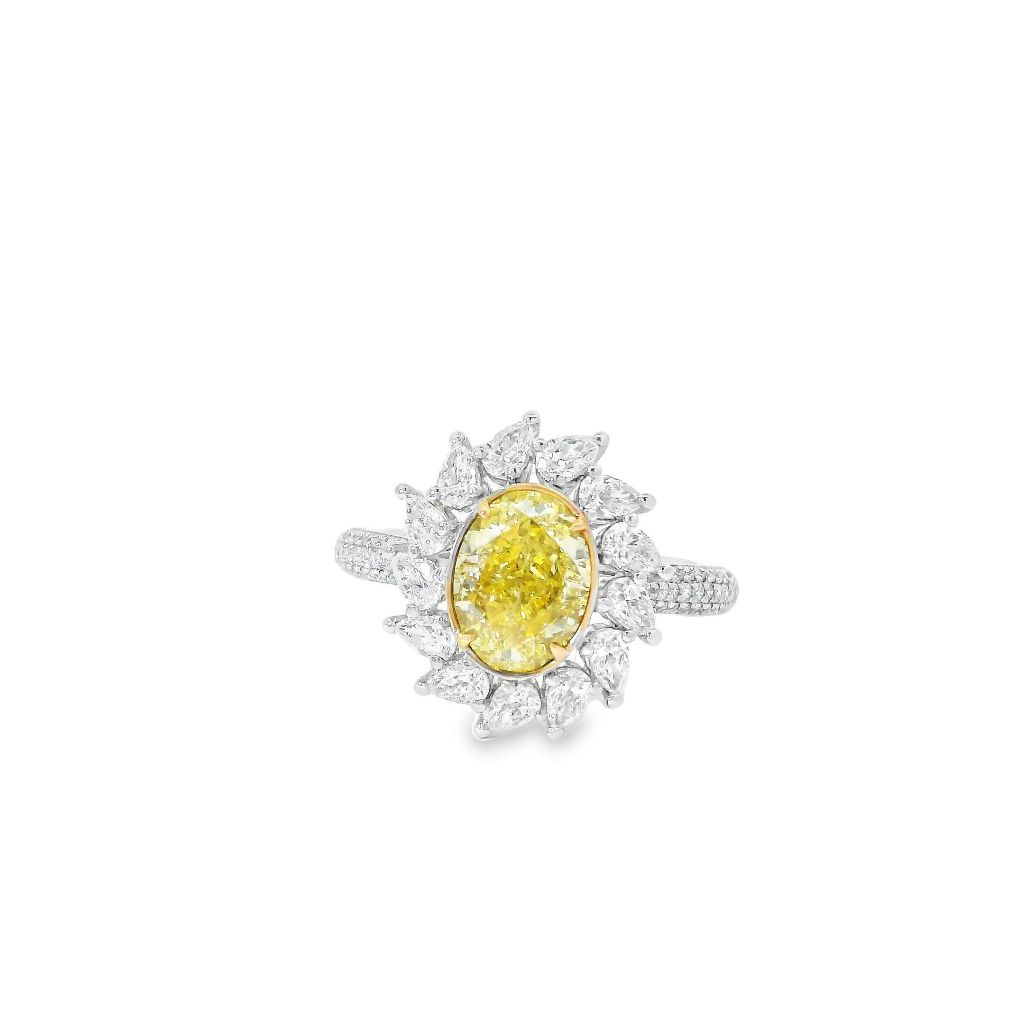 1.50 Carat Fancy Yellow VS Clarity Diamond Ring