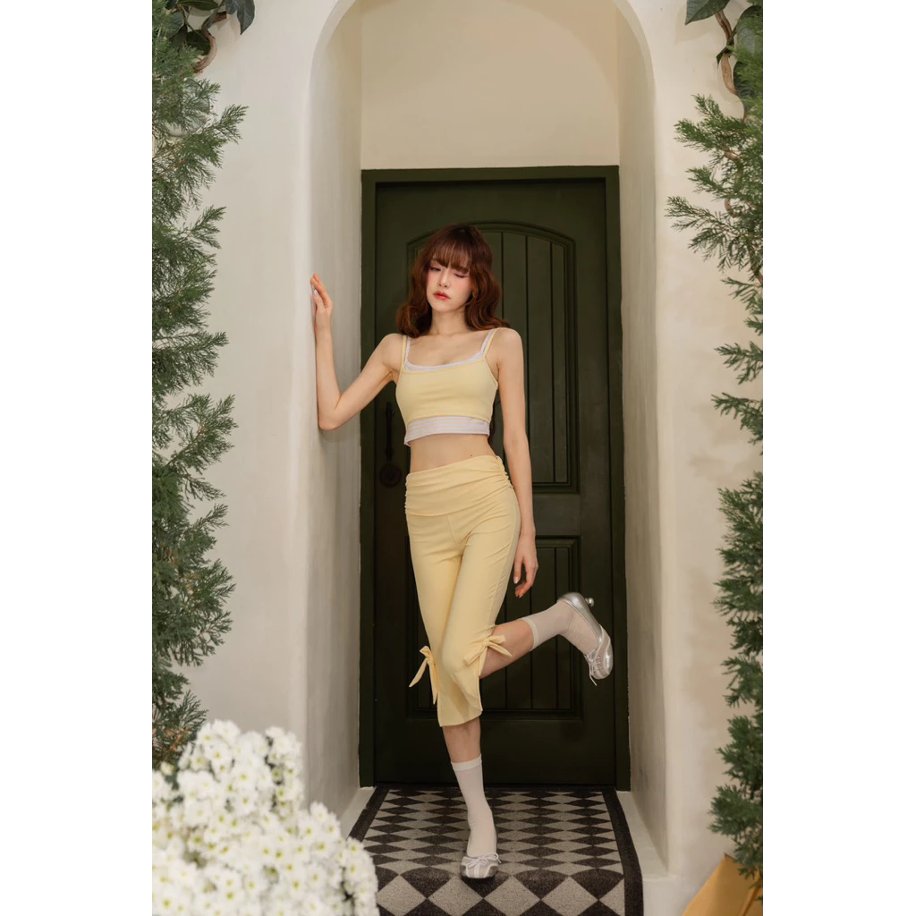 Chiffon set: ชุดเซ็ตสปอร์ตบราพร้อมฟองน้ำในตัว กางเกง capri เก็บพุง