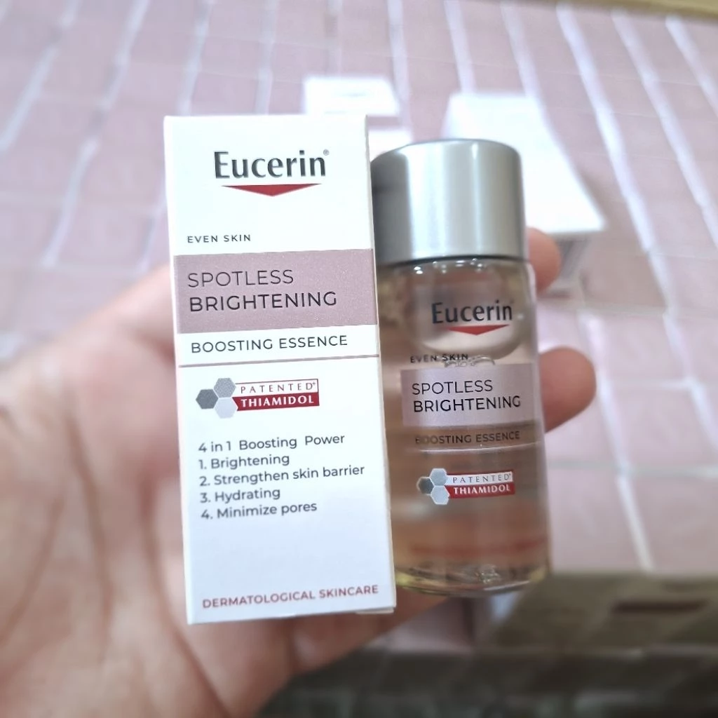 [ขนาดทดลอง] Eucerin Spotless Brightening Boosting Essence 30ml