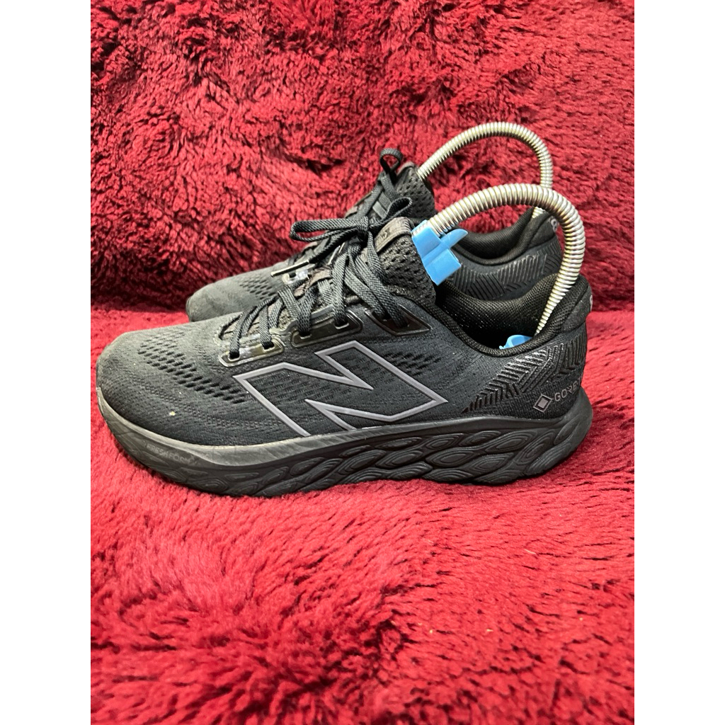 New Balance Fresh Foam 880 GORE-TEX รองเท้ามือสอง Size 37 (23.5 ซม.