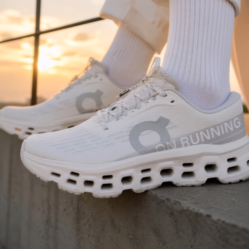 On Cloudmonster 3 Comfortable and Versatile Casual Running Shoes White ของแท้ 100%