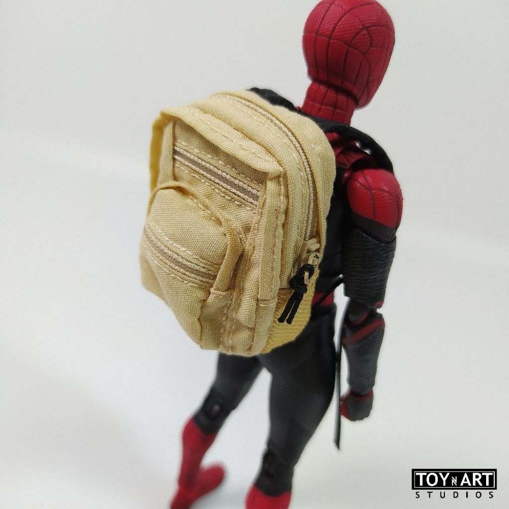กระเป๋านักเรียน 1:12 scale