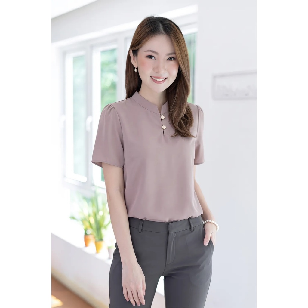 Narinari : NT2527 Split Mandarin Collar Blouse