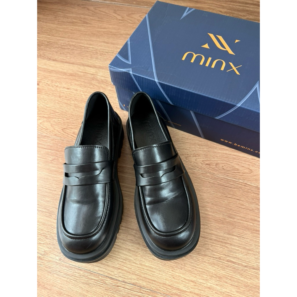 Minx shoes รองเท้าโลฟเฟอร์ รุ่น Wynn เสริมพื้น 1.5 นิ้ว