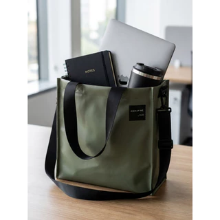กระเป๋าสะพายข้าง ผ้าใบกันน้ำ สะพายไหล่ ขนาดกลาง ใส่ของ Laptop Tablet พกพาสะดวก FOLDER BAG KIDNAP ME.
