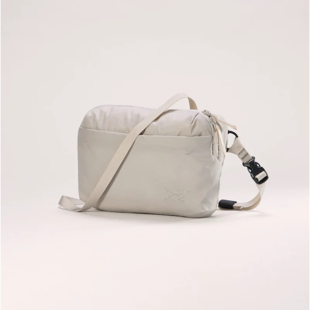 Arc'teryx Heliad Crossbody Bag - Rune color