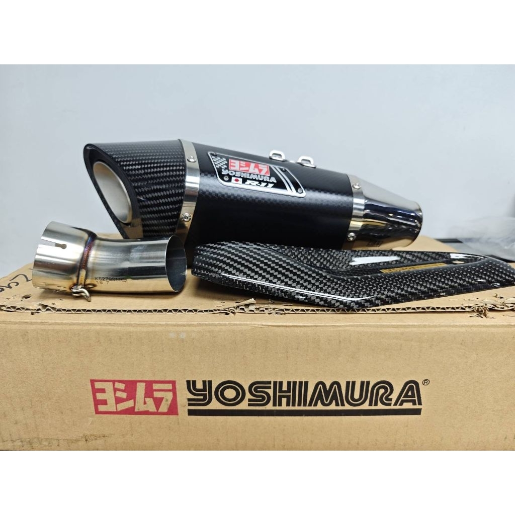 Yoshimura R-11 Slip-On Carbon สำหรับ Kawasaki Z900