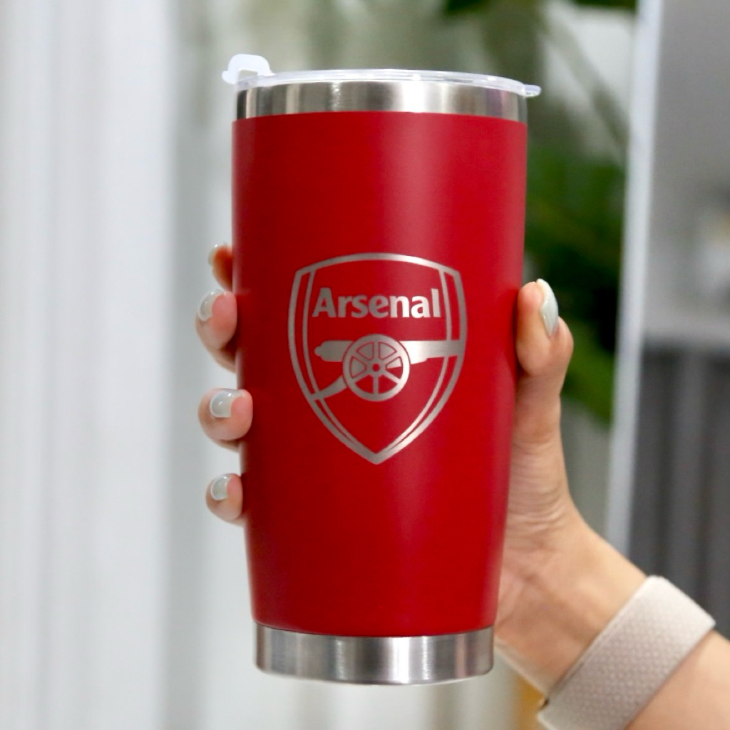 อาร์เซนอล #ARS โลโก้ยิงเลเซอร์บนแก้วเก็บความเย็นขนาด 20 ออนซ์ พร้อมฝาปิดอย่างดี