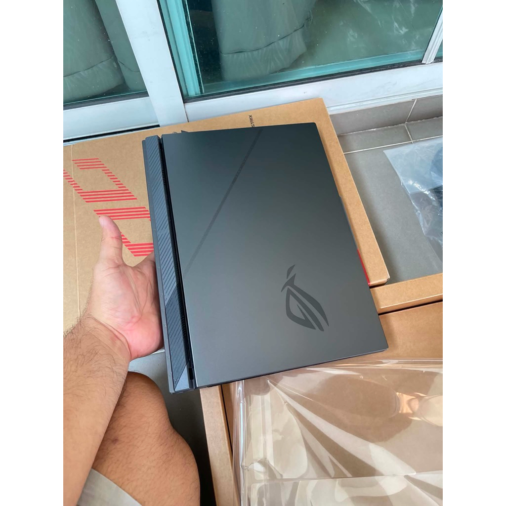 Notebook Asus ROG Strix G16 G614PM-RV068W Ryzen 9 8940HX RTX5060 Ram 16GB DDR5 มีประกันศูนย์ยาวๆ คัฟ