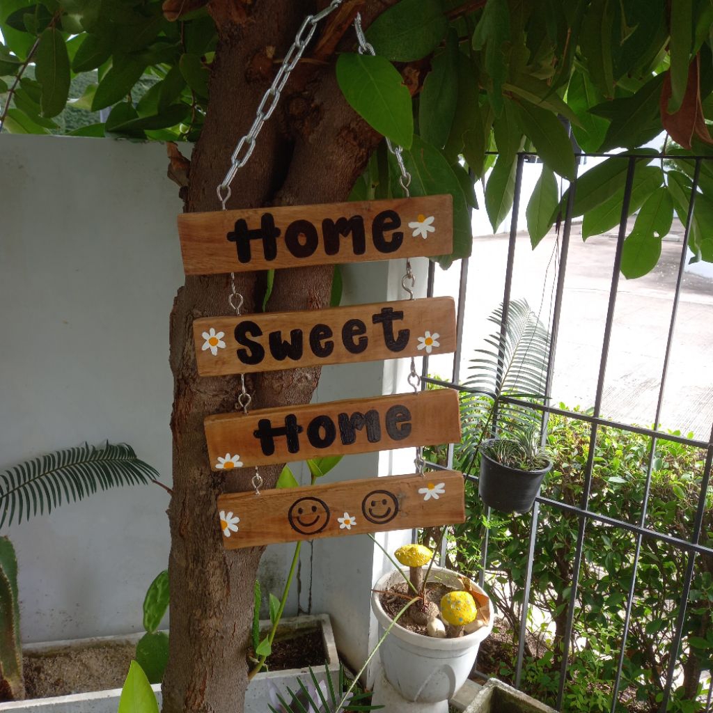 ป้ายตกแต่งพร้อมโซ่ home sweet home กว้าง
