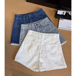 Swan shop (S-4XL)กางเกงยีนส์ขาสั้นสีขาว เอวสูง แต่งลูกไม้ ปลายขาเก๋ สไตล์เกาหลี ใส่สบาย