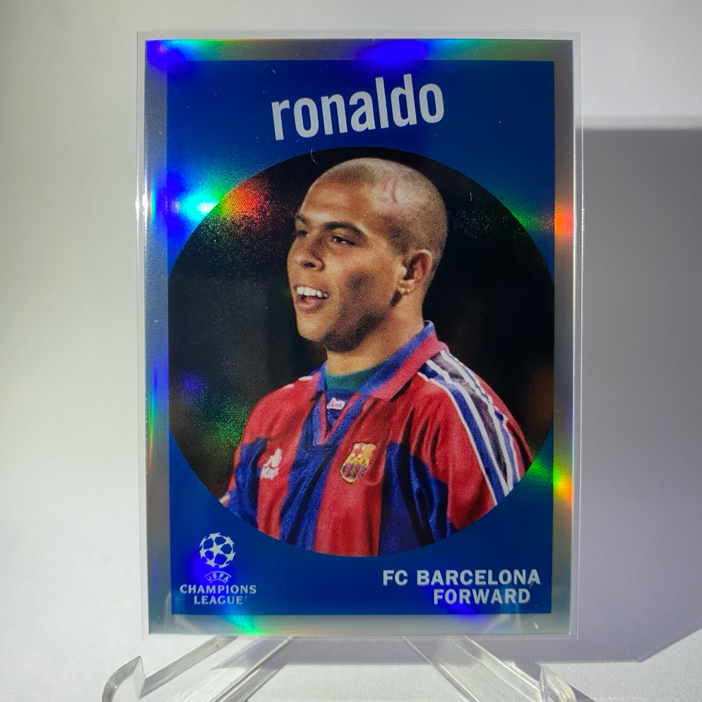 การ์ดนักฟุตบอลสำหรับสะสม RONALDO, R9, BARCELONA, TOPPS 2023, No.59-25