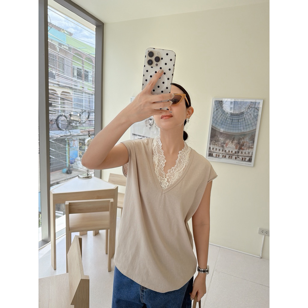 Lace Layered Soft V Tee เสื้อยืดคอวีแต่งลูกไม้