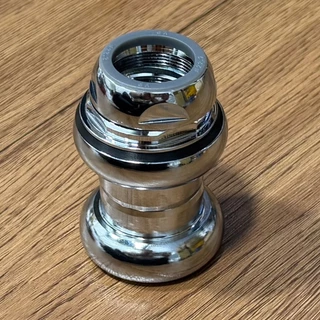 ถ้วยคอนิ้วเกลียวตลับแบริ่ง VP 22.2x30 mm.