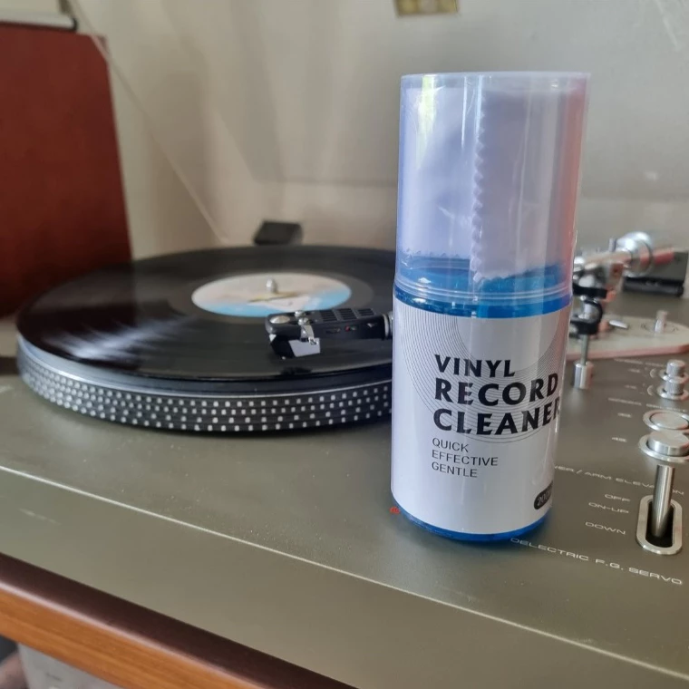 น้ำยาทำความสะอาดแผ่นเสียง ขวดใหญ่ 200ml. Vinyl Record Cleaning Solution