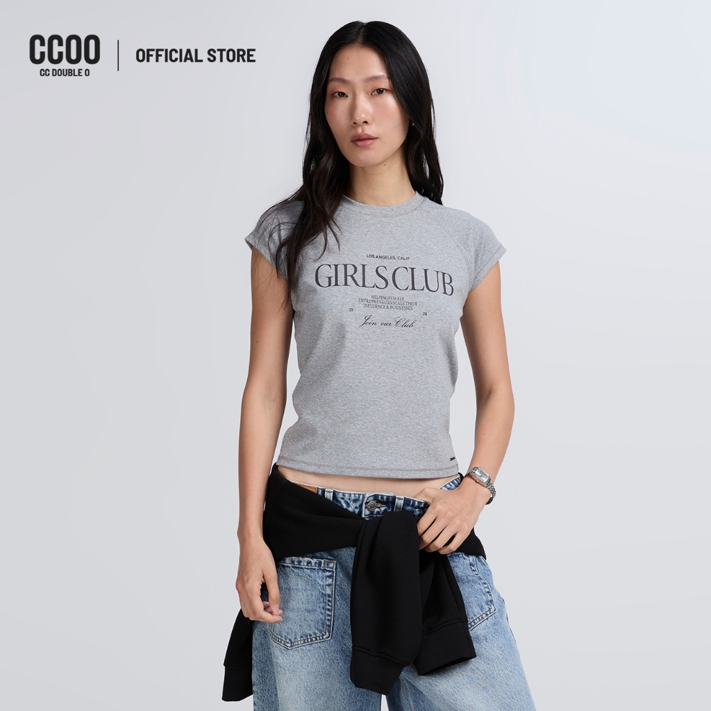 CC DOUBLE O GIRLS CLUB BABY TEE ผู้หญิง เสื้อเบบี้ทีลาย Girls Club รุ่น O26WGWA256 (AW26 #A2)