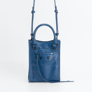 [ LoveGood ] Basha Phone Bag กระเป๋าใส่มือถือ หนังวัวแท้ Calfskin 5.5" กระเป๋าสะพายข้าง Crossbody ทรง Unisex