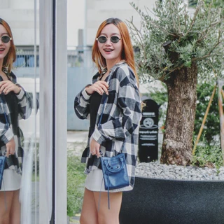 [ LoveGood ] Basha Phone Bag กระเป๋าใส่มือถือ หนังวัวแท้ Calfskin 5.5" กระเป๋าสะพายข้าง Crossbody ทรง Unisex