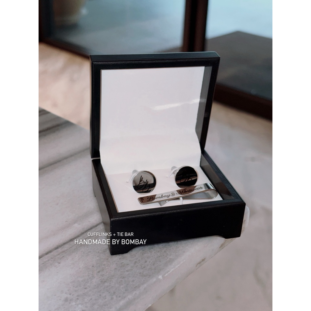 cufflinks + tie bar set
