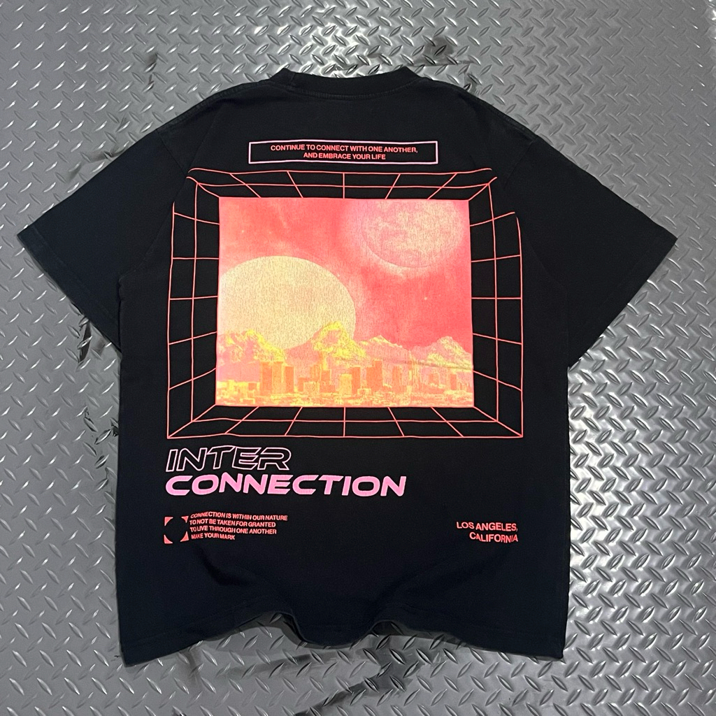 PACSUN Inter connection graphic tshirt (used)