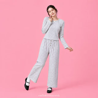 ÉTOILE BNK MONET LONG SLEEVE เสื้อแขนยาวดีเทลดอกไม้ตรงอก