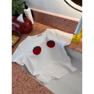 TOMATO BABYTEE - เสื้อครอปงานปักปุยๆ (ส่งด่วน)