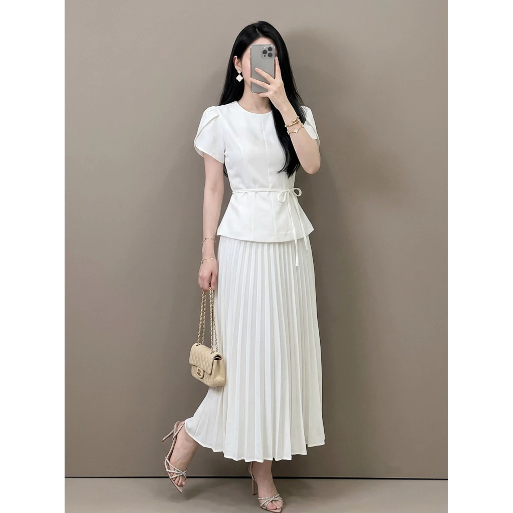 [NITTAYA] D2889 ชุดเซตเสื้อคอกลมแขนกลีบบัวแต่งสายผูกเอวกระโปรงยาวอัดพลีท ดีไซน์เรียบหรูดูแพงผู้ดี ใส่เที่ยว ออกงาน