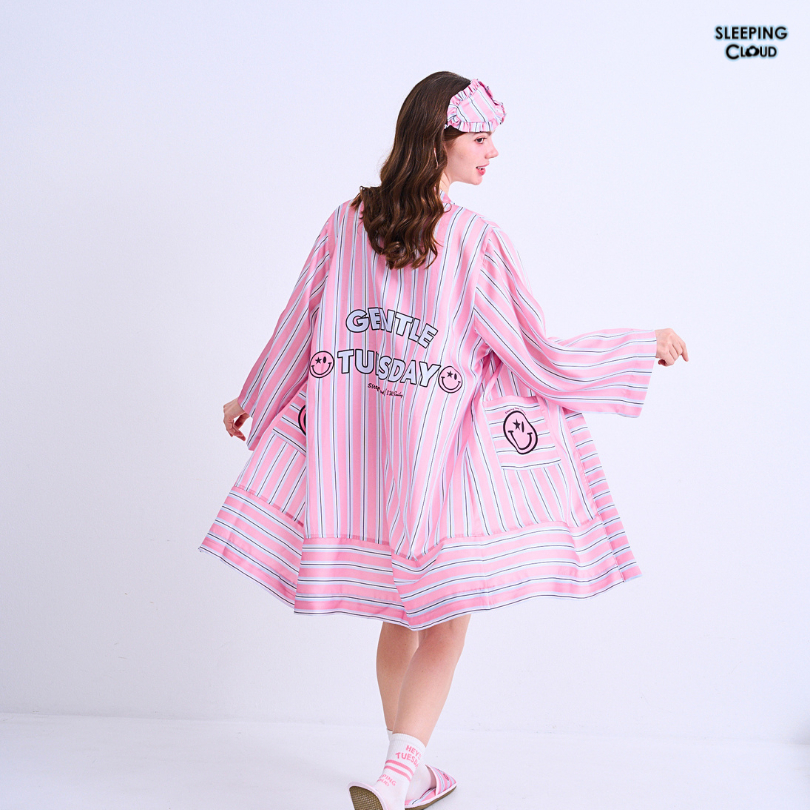 ชุดนอน SLEEPING CLOUD | ชุดนอน 100% LYOCELL ผ้านุ่ม เย็น ใส่สบาย : เสื้อคลุม S.W. 7Days