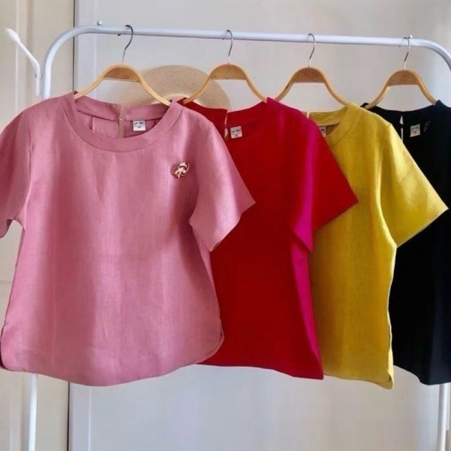 เสื้อลินินแท้100 แขนสั้นเจาะกระดุมหลังเก๋ๆ 1 เม็ด  ผ้าสวย สีสันสดใส