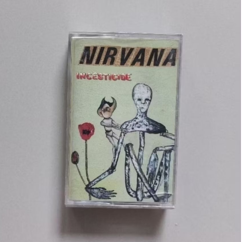 □NIRVANA □เทปเพลง □มือสอง
□อัลบั้ม incresticide (ลิขสิทธิ์แท้)(rock)

