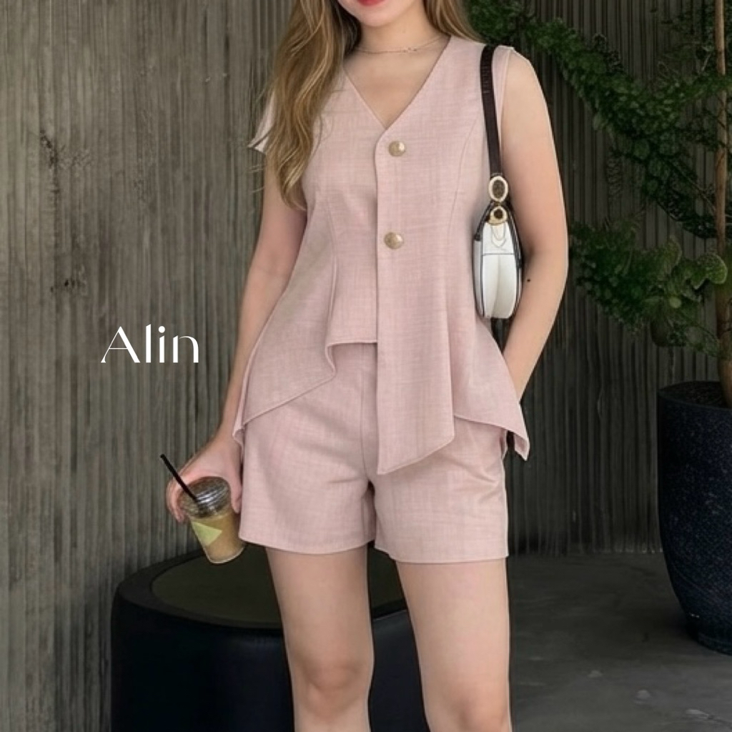 Alin Set💖⭐️(ส่งด่วน🚗)ชุดเซ็ตแขนกุดแต่งระบายชายเสื้อ พร้อมกางเกงขาสั้น มี 5 สี | betty