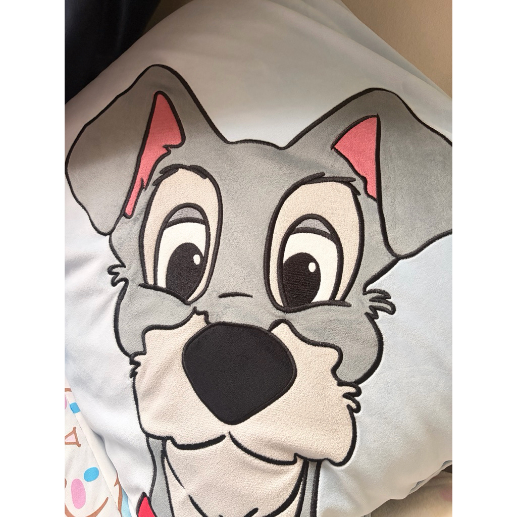 หมอนอิงรูปแทรมป์ (Tramp ) จากเรื่อง Lady and the Tramp