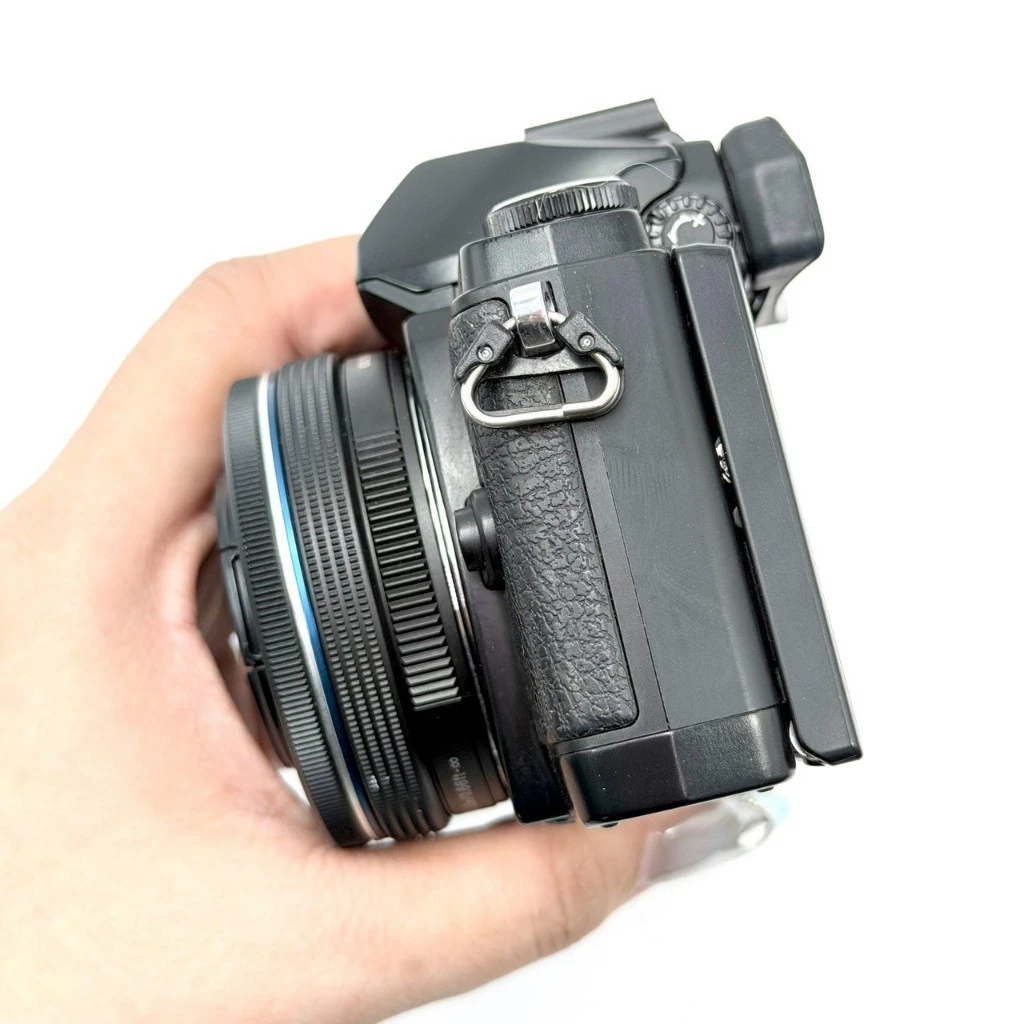 Olympus OM-D E-M10 Mark II เลนส์ 14-42mm thumbnail 4