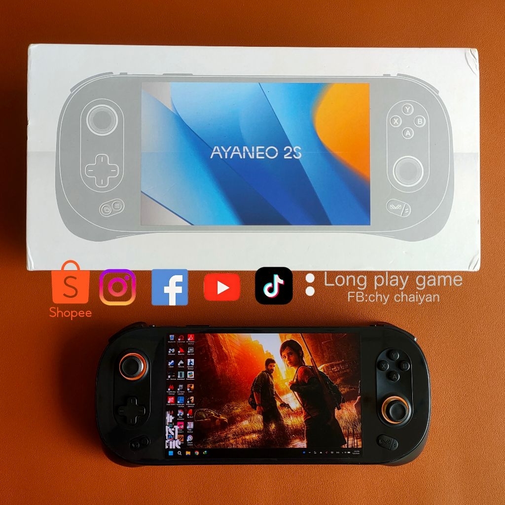 AYANEO 2S 7840U Ram 32gb ROM 2TB เครื่องสภาพดีครบกล่อง