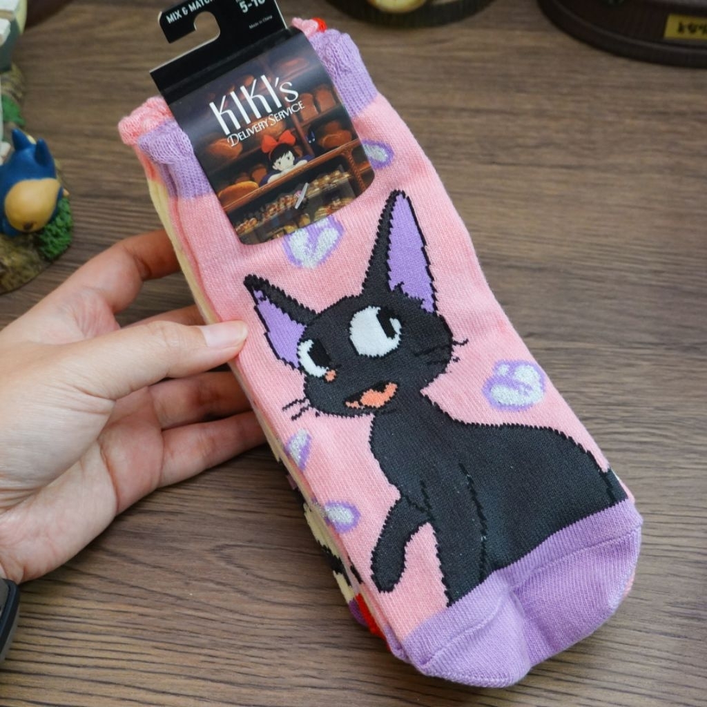 ลิขสิทธิ์แท้จากอเมริกา เซ็ตถุงเท้า 5 คู่ Kiki's Delivery Service Jiji Floral No-Show Socks 5 Pair St