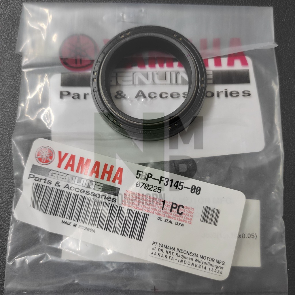 ซีลโช๊คหน้า YZF - R15 2014-2016 X-MAX 300  แท้ YAMAHA OIL SEAL   70