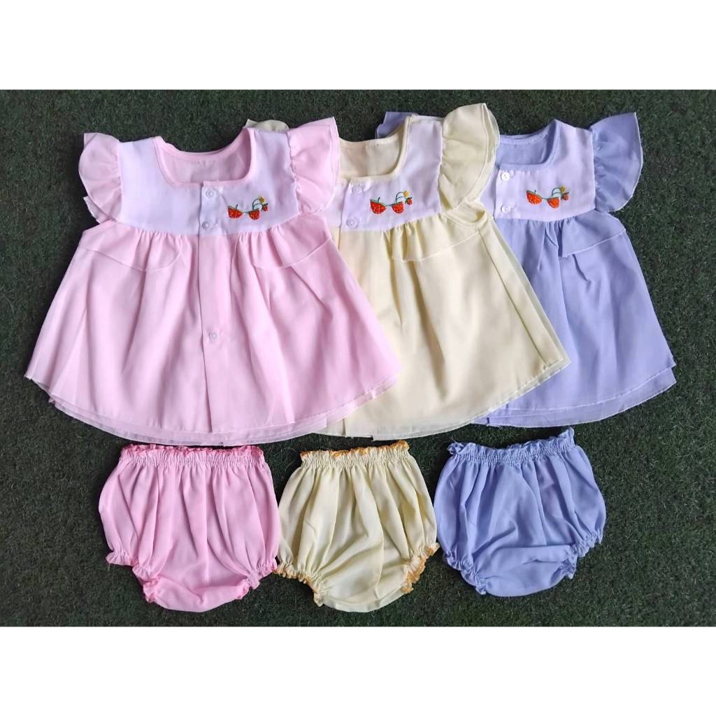 ชุดกระโปรงเด็กหญิง ไซส์Sแรกเกิด - 6 เดือน (เซ็ท 3 ชุด, แพ็ค 4 ชุด) ผ้านิ่มใส่สบาย (ลายด้านหน้าเปลี่ยนไปตามรอบการผลิต)