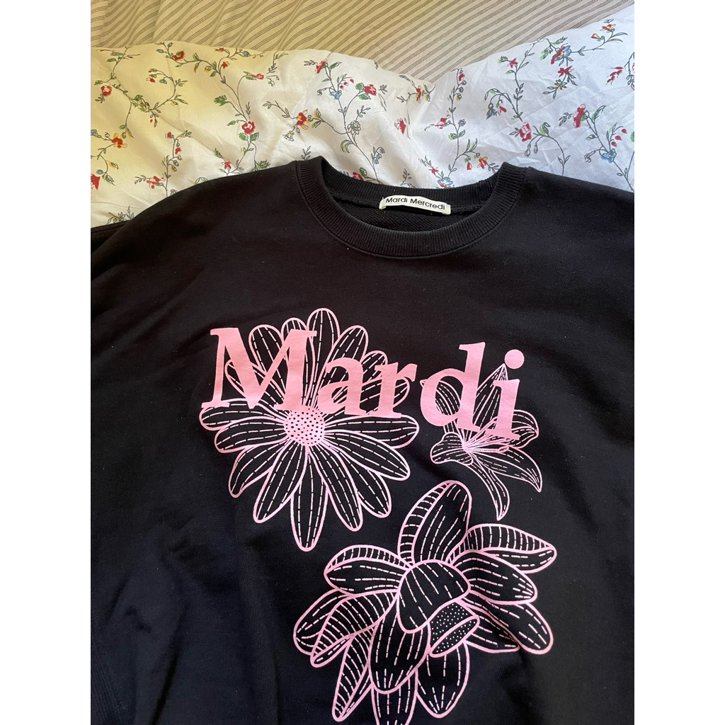 สเวตเตอร์ mardi 🪷 มือสอง