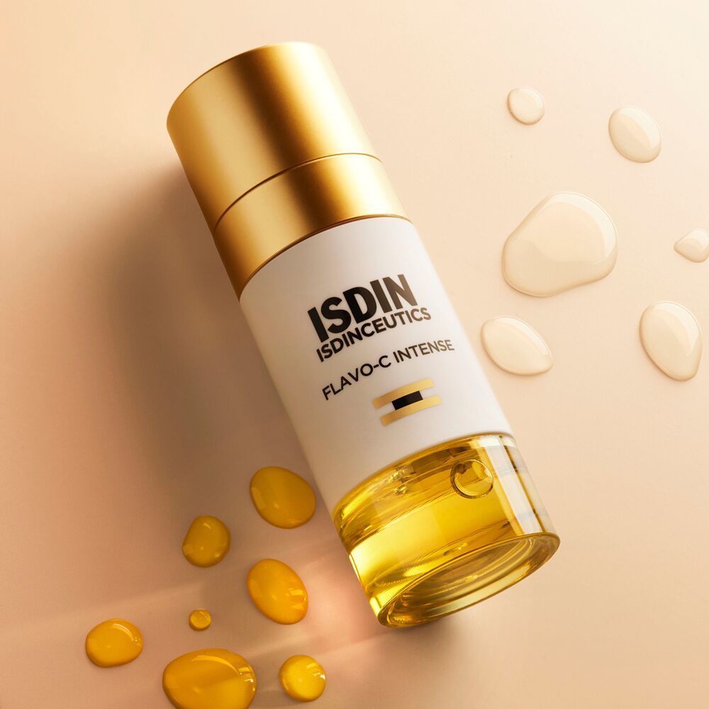 ISDIN ISDINCEUTICS FLAVO-C INTENSE 15% Vitamin C ออกฤทธิ์ 48 ชม.ผิวกระจ่างใสขึ้นกว่าเดิม 53%