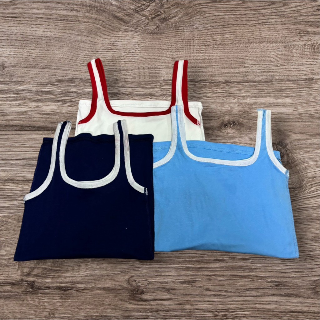 สินค้ามีตำหนิ มือ1 มีรอยเปื้อนเล็กน้อยสำหรับคนที่รับได้    เสื้อกล้ามคอยูสายสี เต็มตัว(ผ้าคอตตอน)