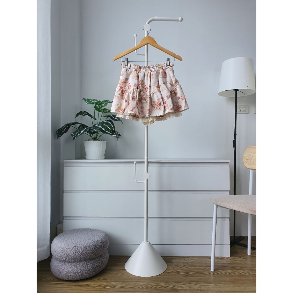 กางเกงกระโปรง lizlisa sz 0 (รบกวนอ่านรายละเอียดสินค้าและตัดสินใจก่อนสั่งซื้อ สั่งแล้วห้ามยกเลิกและพร