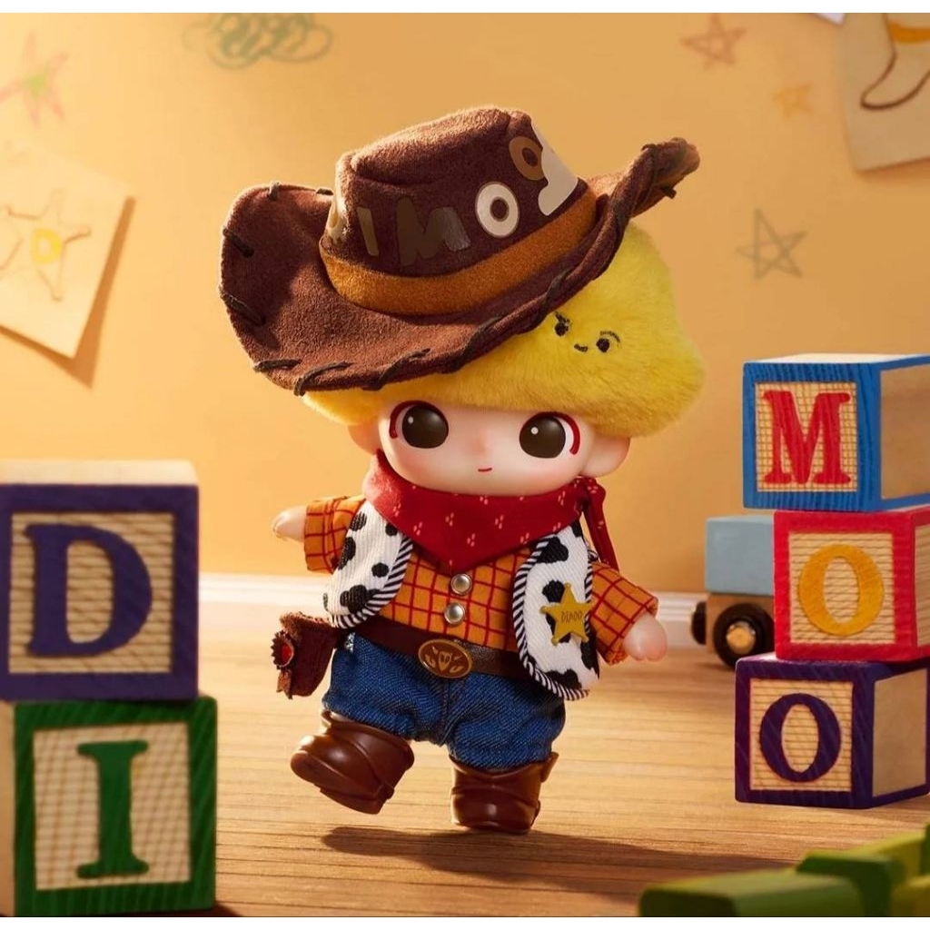 พวงกุญแจ Woody : Dimoo World x PIXAR Series