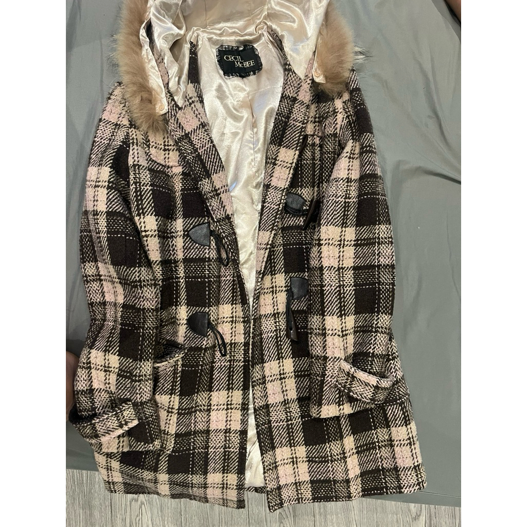 CECIL McBEE เสื้อโค้ทลายสก็อต มีฮู้ดขน มือสอง สภาพดี
