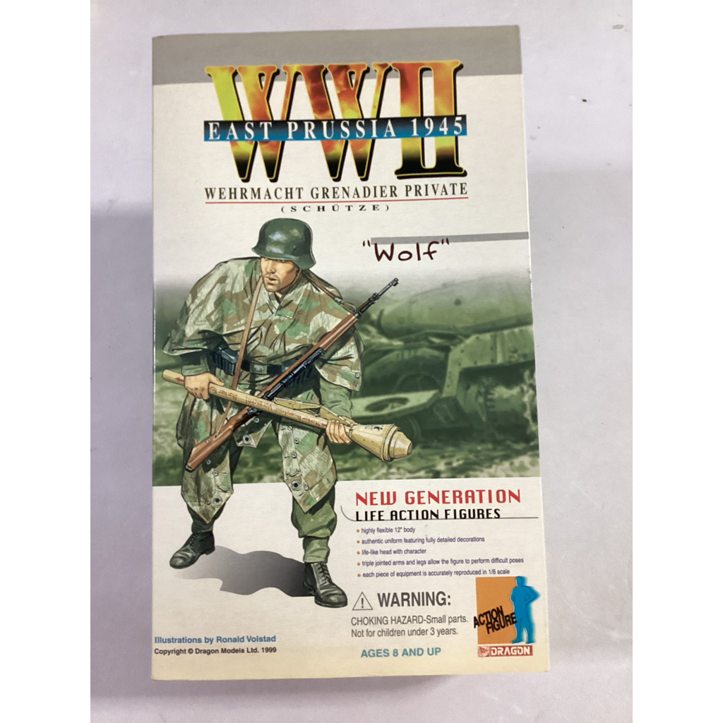 Dragon WWII Wehrmacht German Panzer Grenadier Private Wolf East Prussia NIB