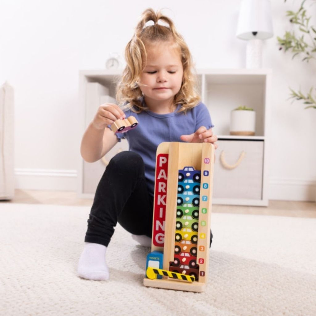 Melissa & Doug كراج 10 سيارات للترتيب حسب اللون والعد — صورة 6