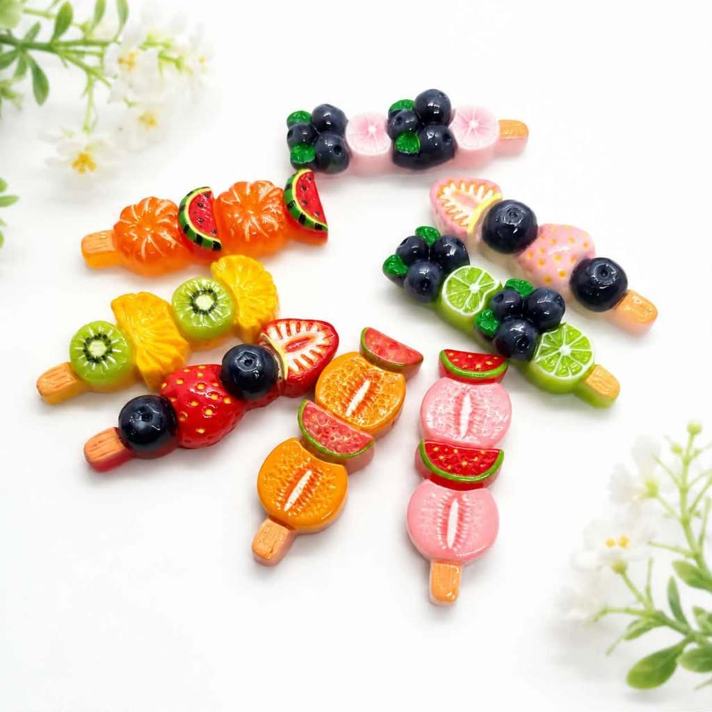 C002C ผลไม้เสียบไม้ของเล่นจำลองของจิ๋วดีไอวาย 8 ชิ้น